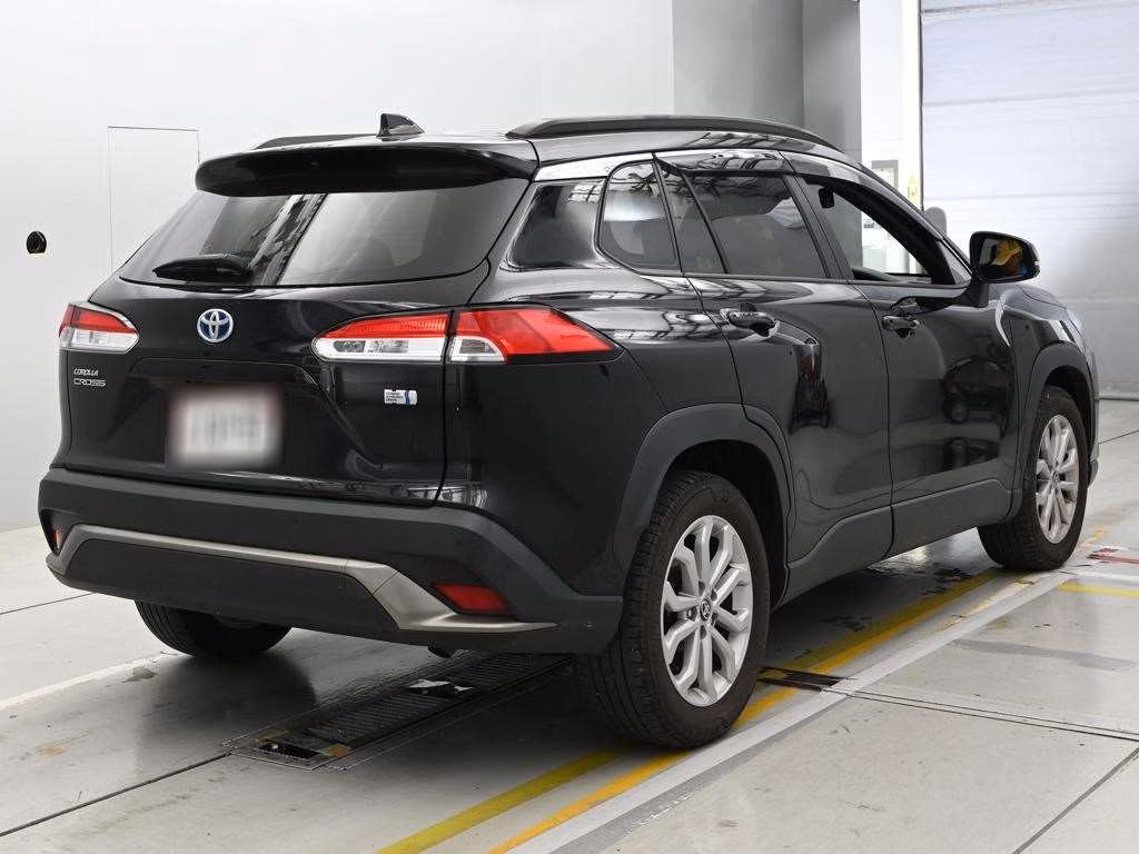 TOYOTA COROLLA CROSS