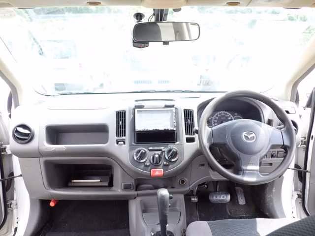 MAZDA FAMILIA
