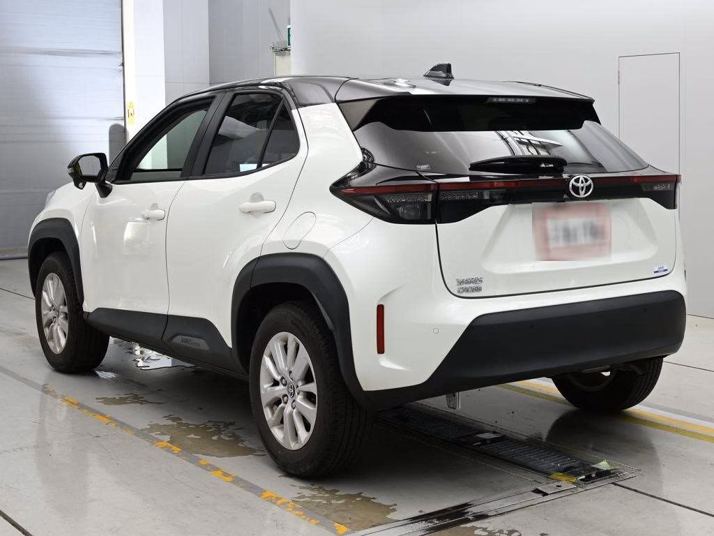 TOYOTA YARIS CROSS