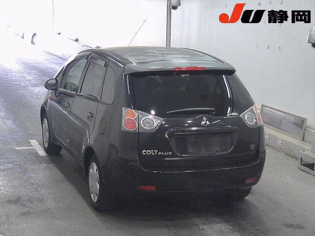 MITSUBISHI COLT PLUS