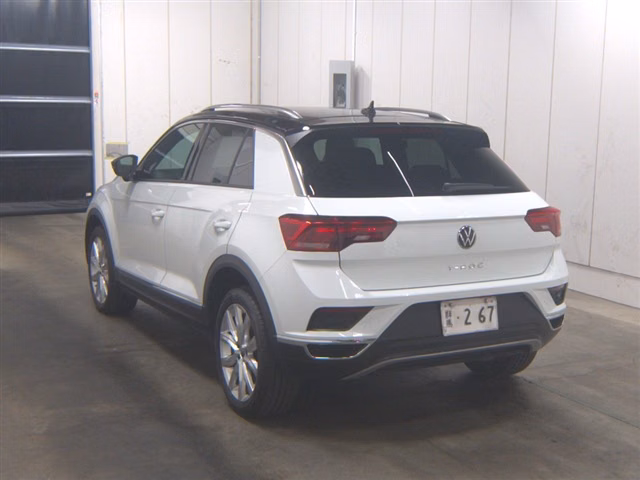 VOLKSWAGEN T-ROC