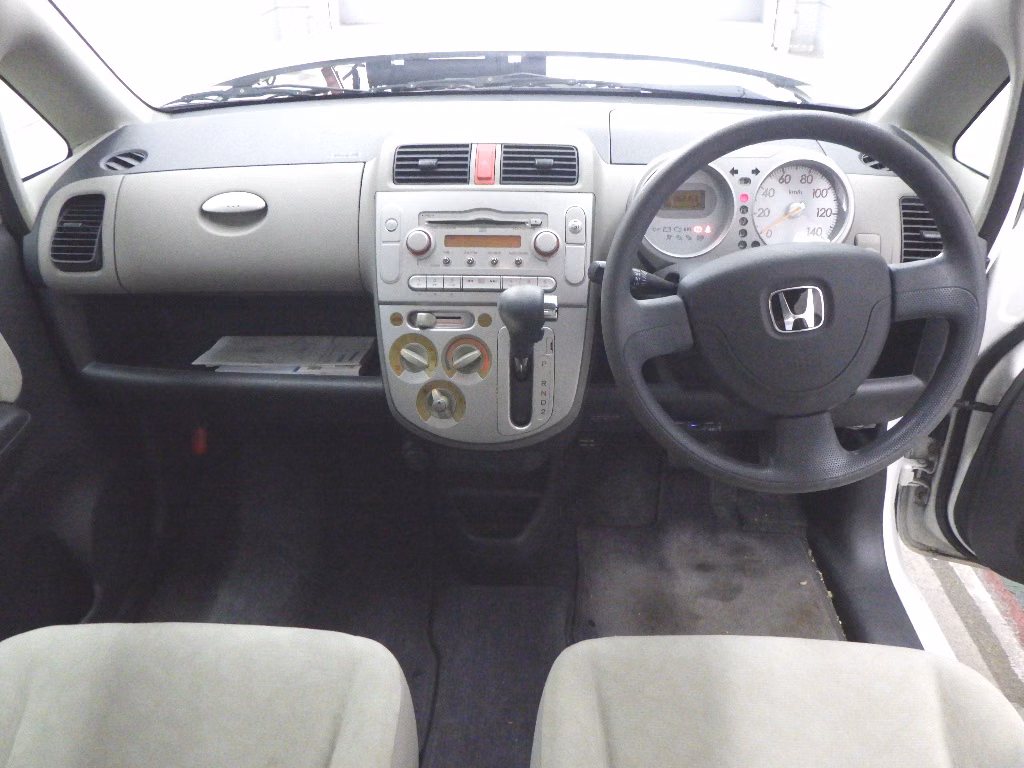 HONDA LIFE