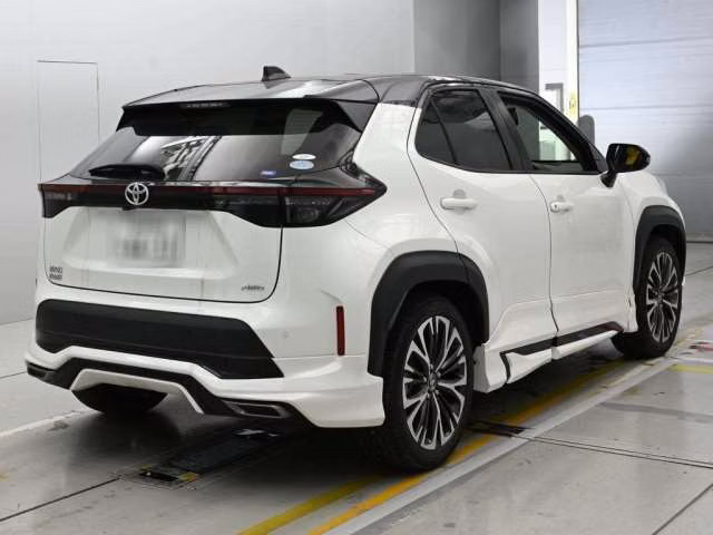 TOYOTA YARIS CROSS