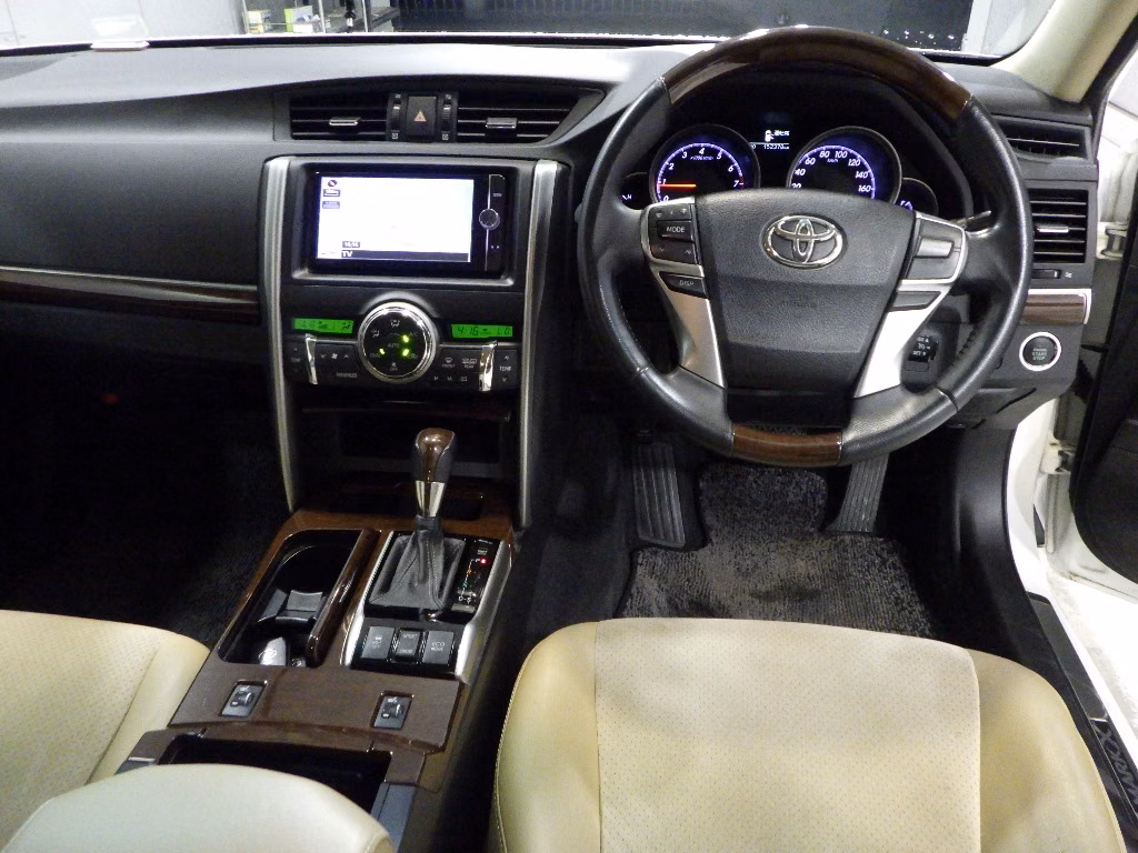 TOYOTA MARK X