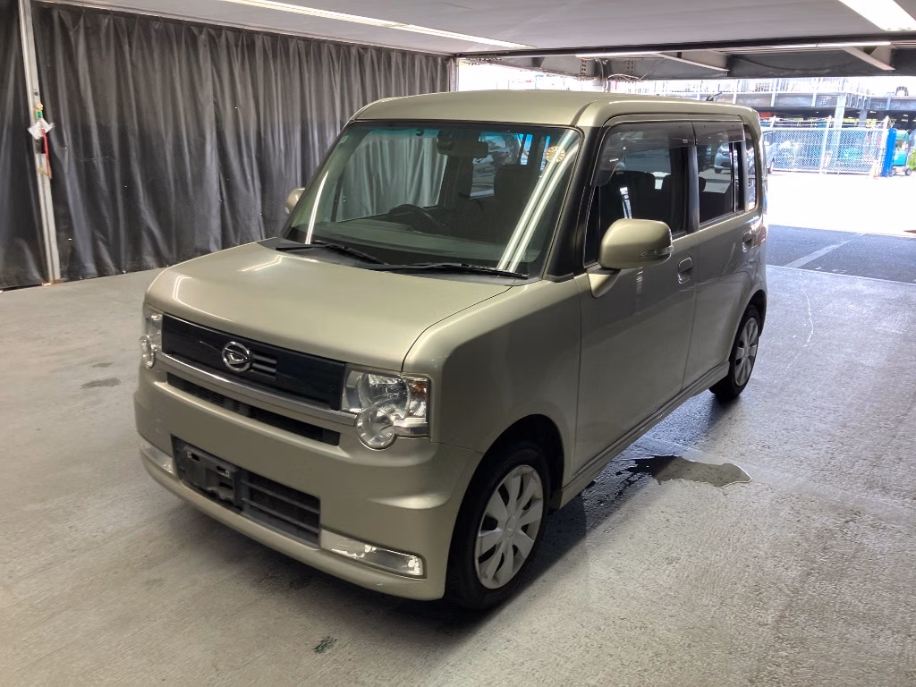DAIHATSU MOVE CONTE