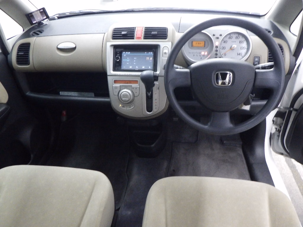 HONDA LIFE
