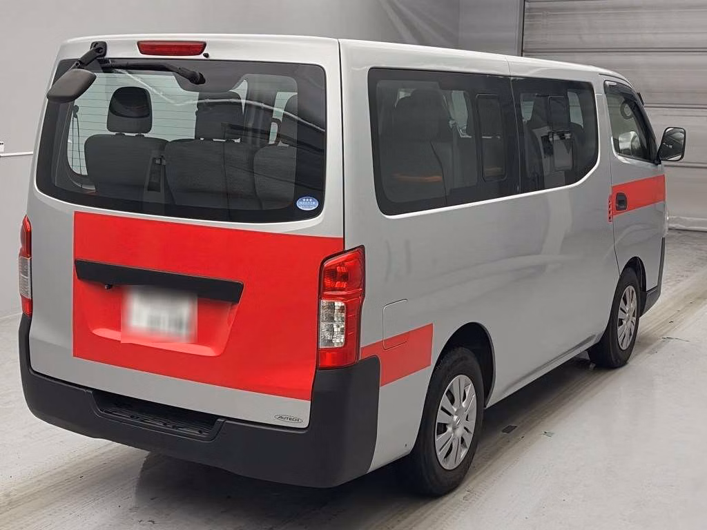 NISSAN NV350 CARAVAN