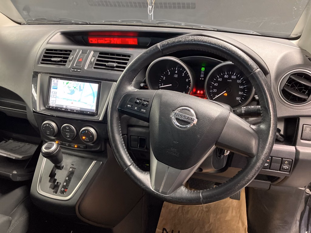 NISSAN LAFESTA