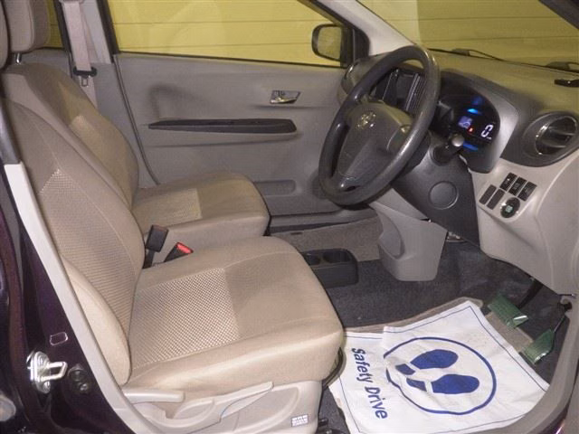 TOYOTA PIXIS EPOCH