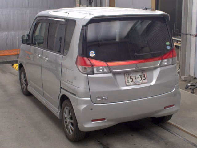 MITSUBISHI DELICA D:2