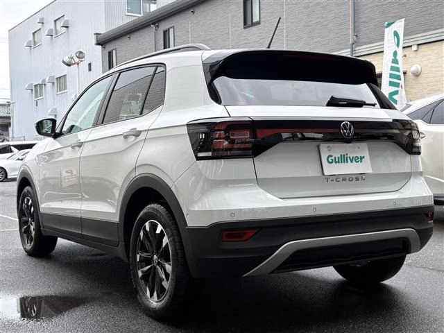 VOLKSWAGEN T-CROSS