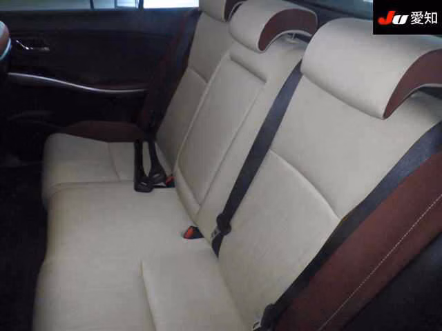 TOYOTA SAI