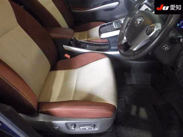 TOYOTA SAI
