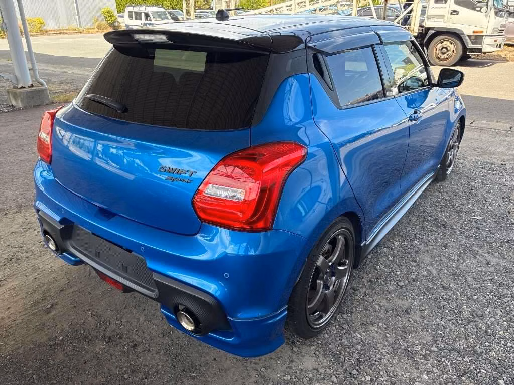 SUZUKI SWIFT