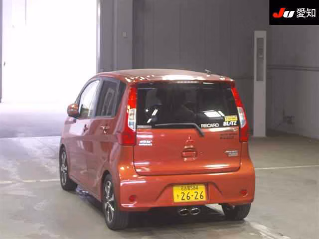 MITSUBISHI EK WAGON