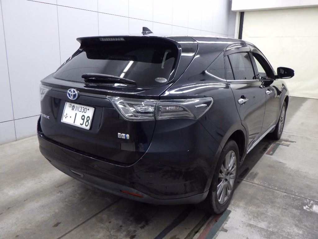 TOYOTA HARRIER
