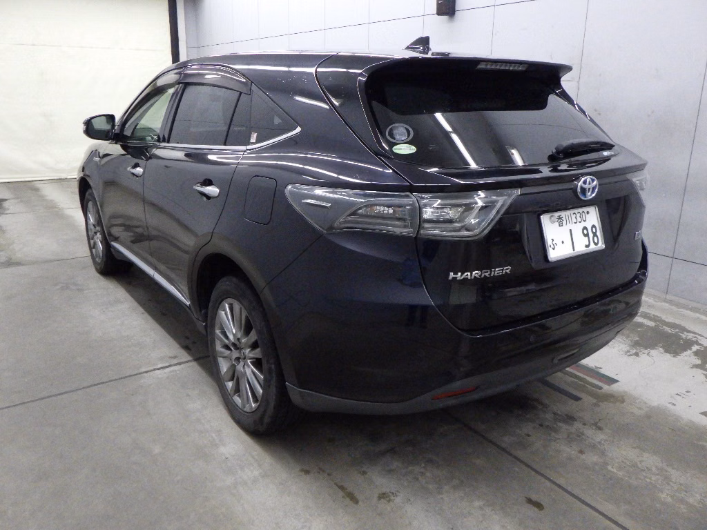 TOYOTA HARRIER
