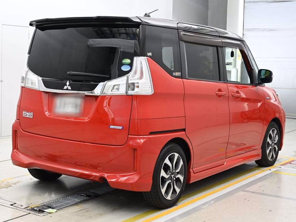 MITSUBISHI DELICA D:2