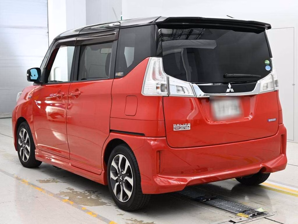 MITSUBISHI DELICA D:2