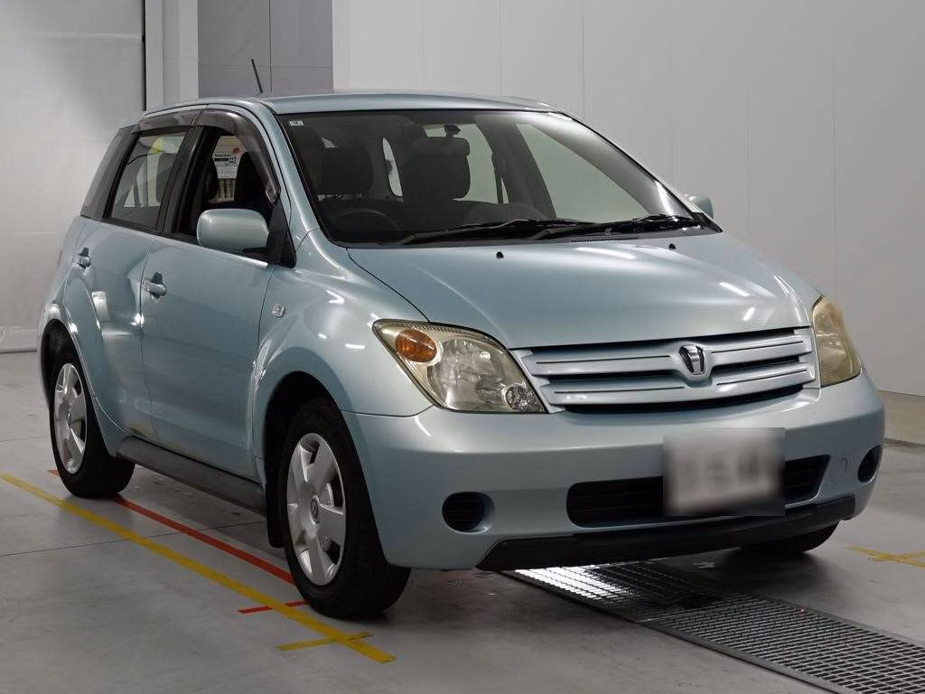 TOYOTA IST
