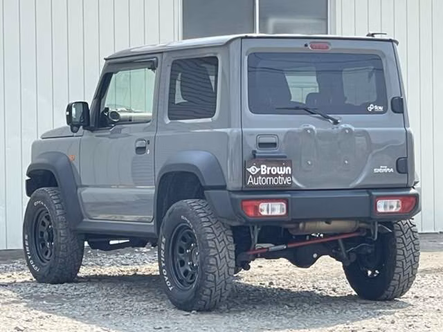 SUZUKI JIMNY SIERRA