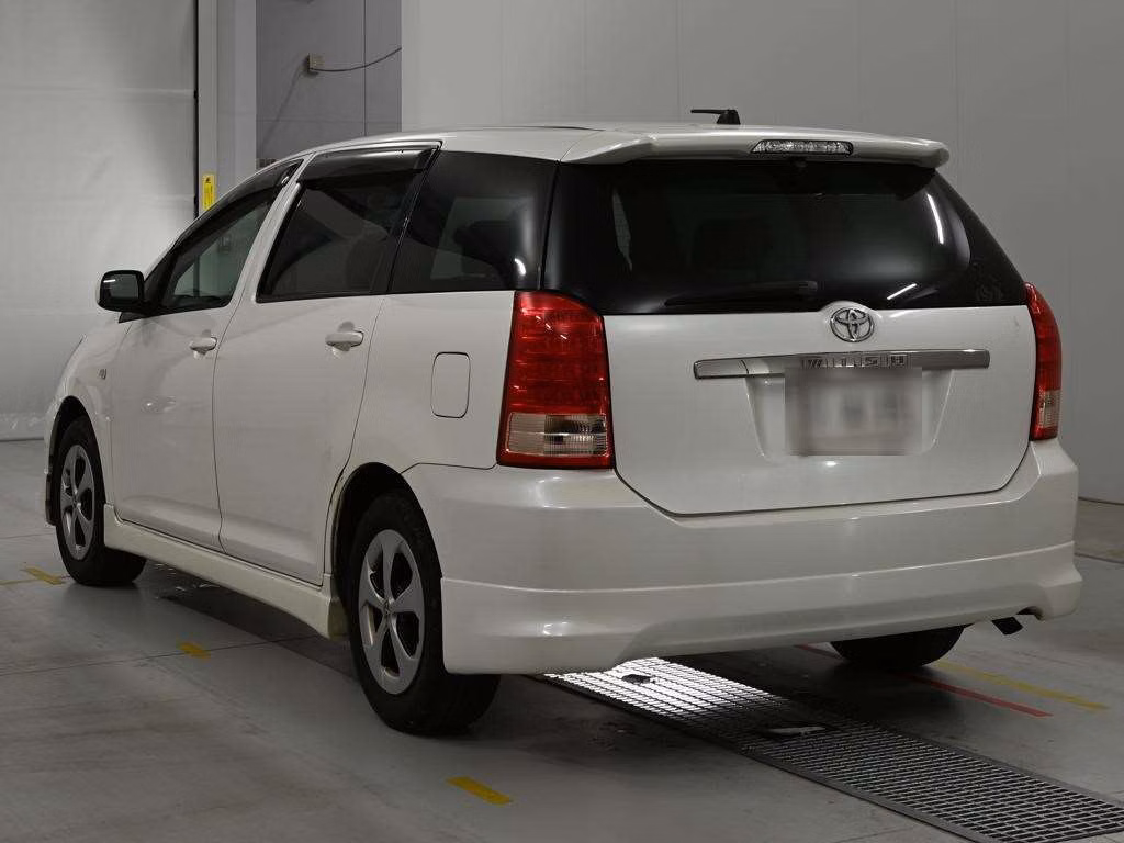 TOYOTA WISH