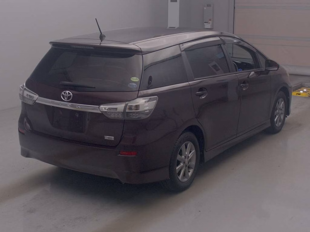 TOYOTA WISH