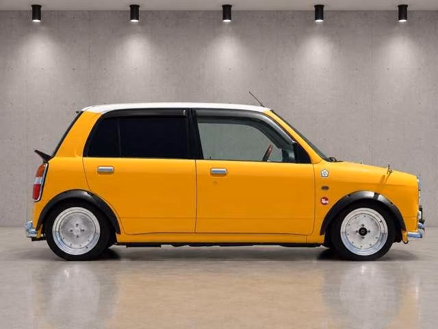 DAIHATSU MIRA GINO