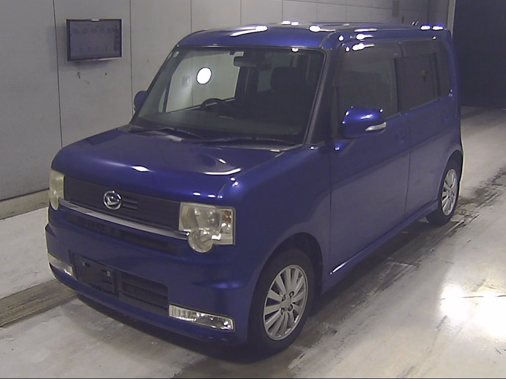 DAIHATSU MOVE CONTE