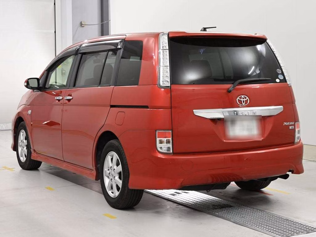 TOYOTA ISIS