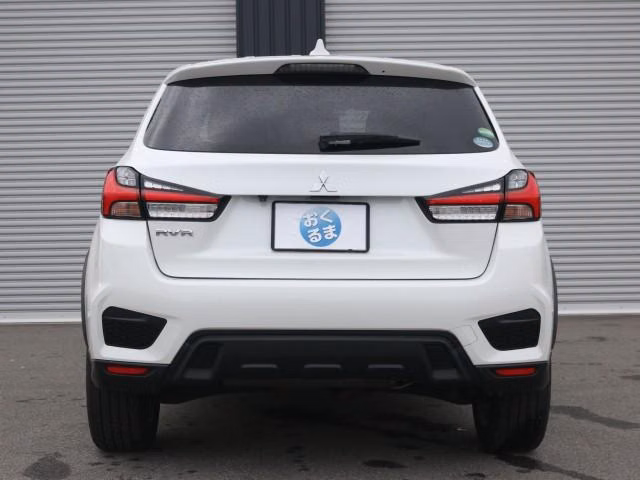MITSUBISHI RVR