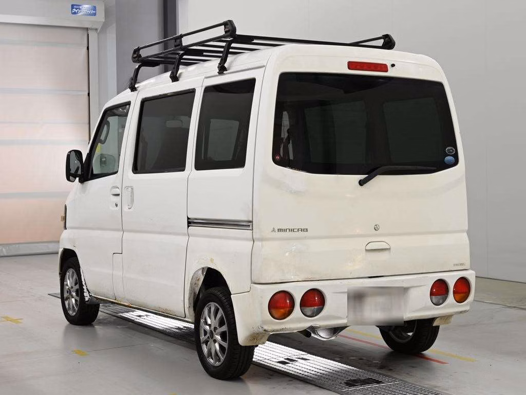 MITSUBISHI MINICAB