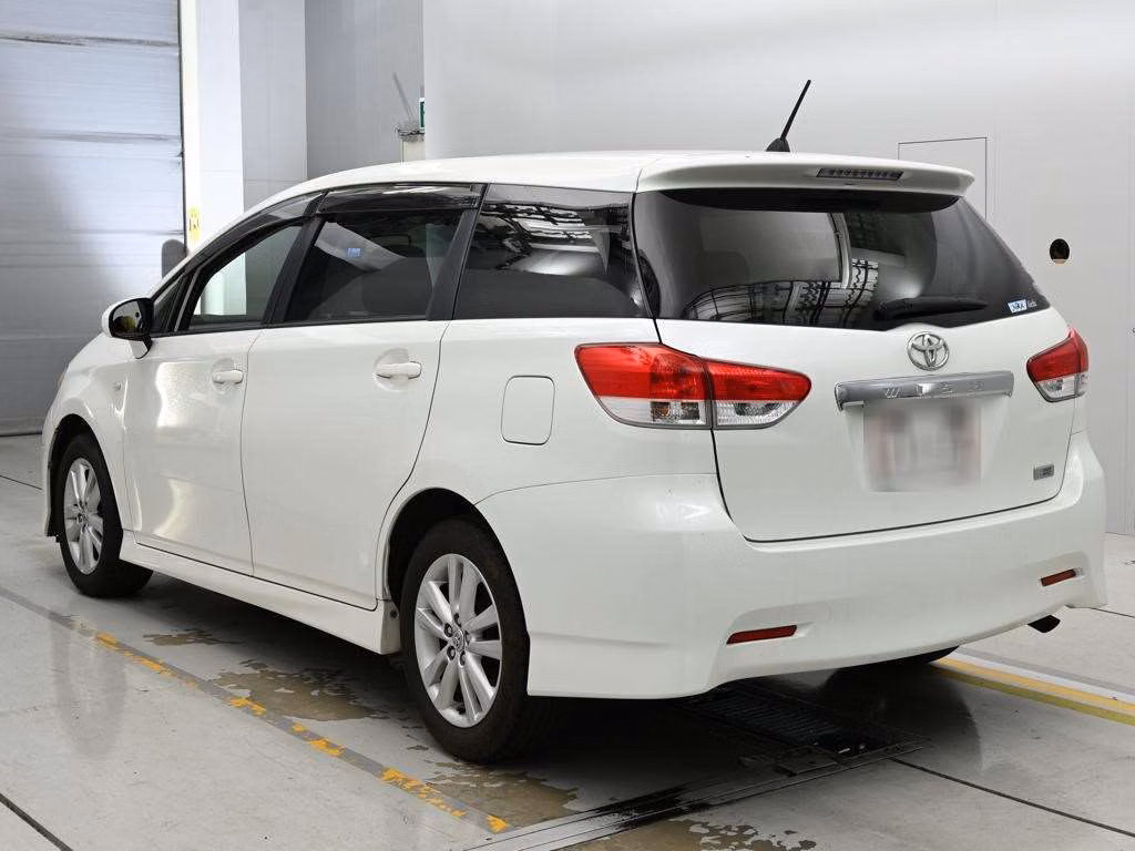 TOYOTA WISH
