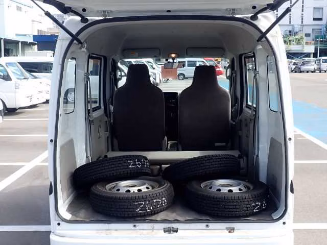 MITSUBISHI MINICAB