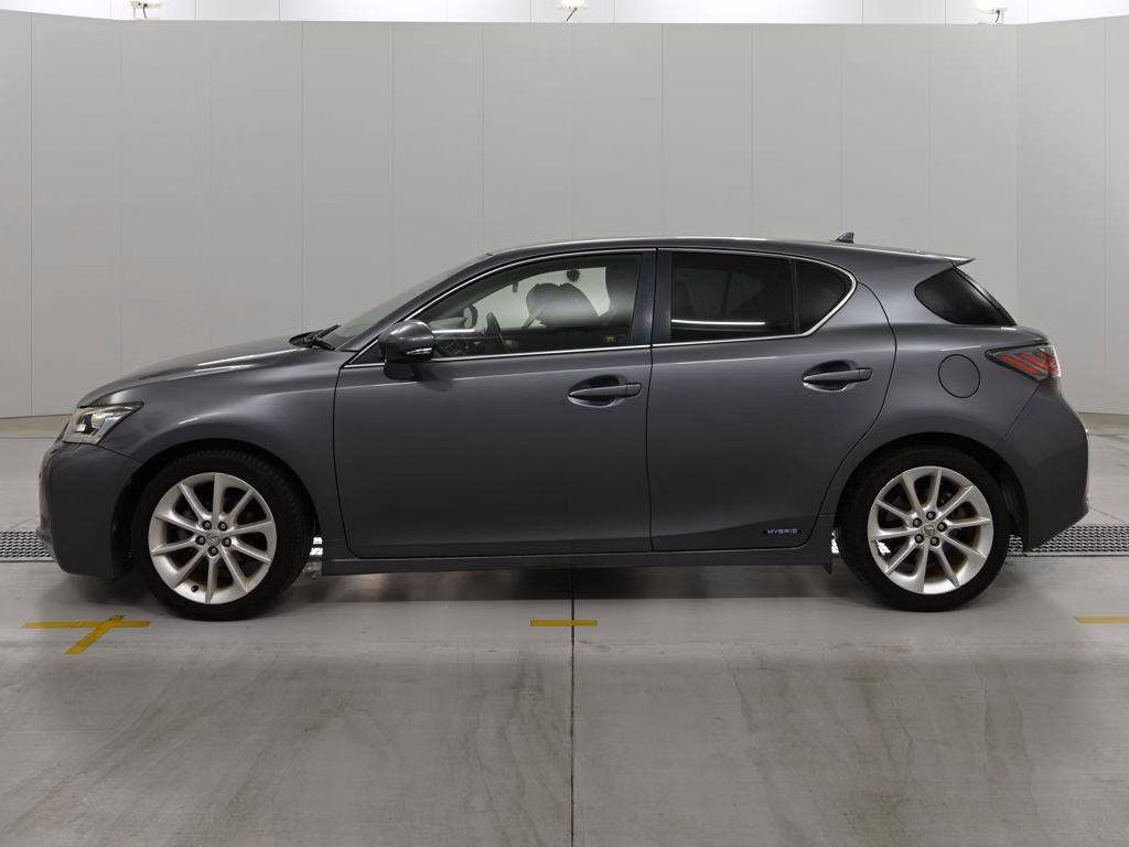 LEXUS CT200H