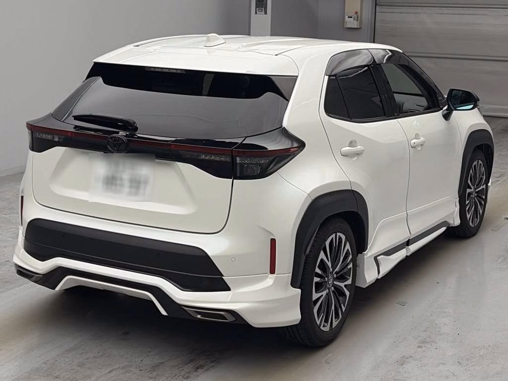 TOYOTA YARIS CROSS