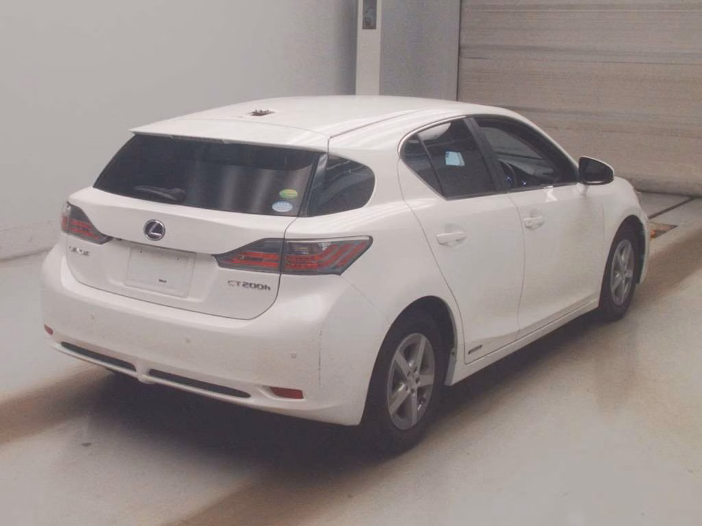 LEXUS CT200H