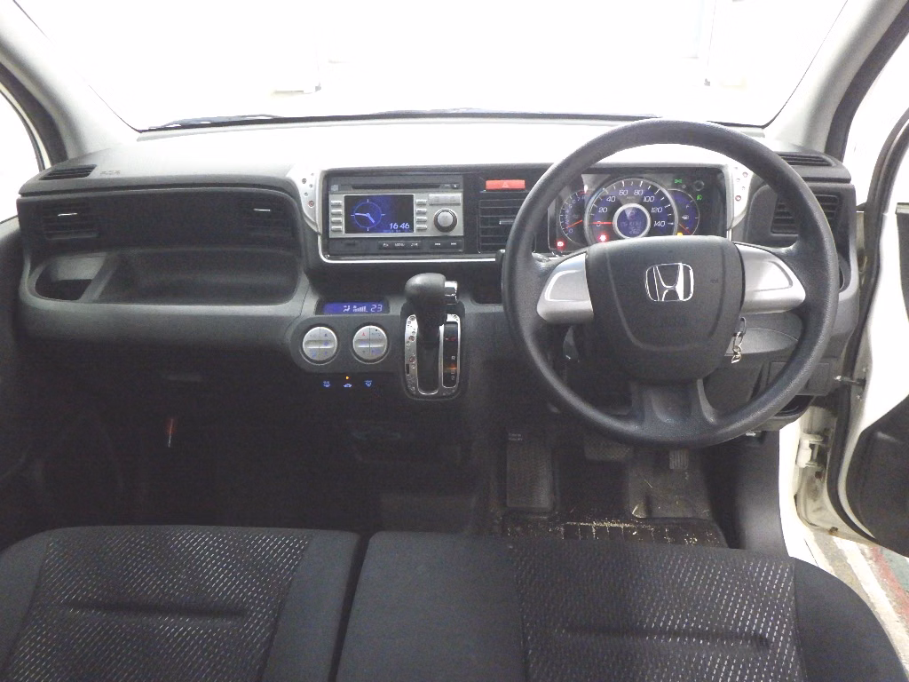 HONDA LIFE