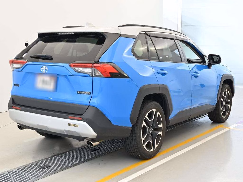 TOYOTA RAV4