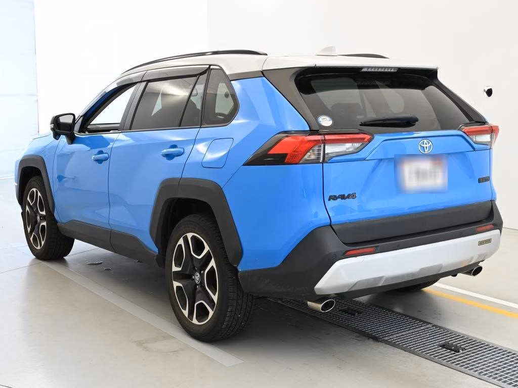 TOYOTA RAV4