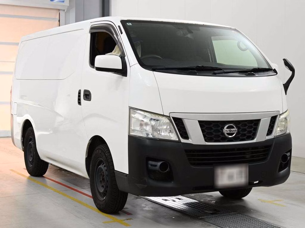 NISSAN NV350 CARAVAN