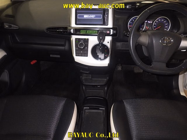 TOYOTA WISH