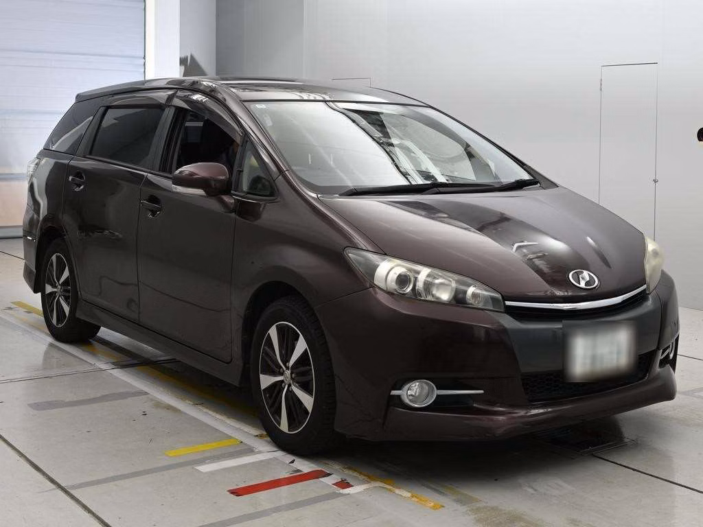 TOYOTA WISH