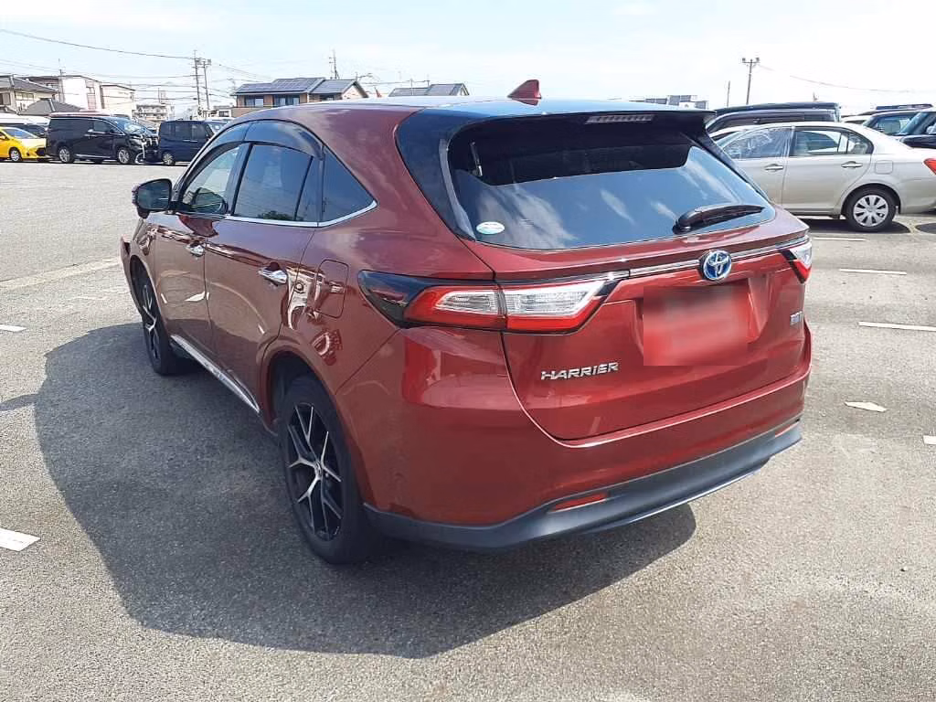 TOYOTA HARRIER