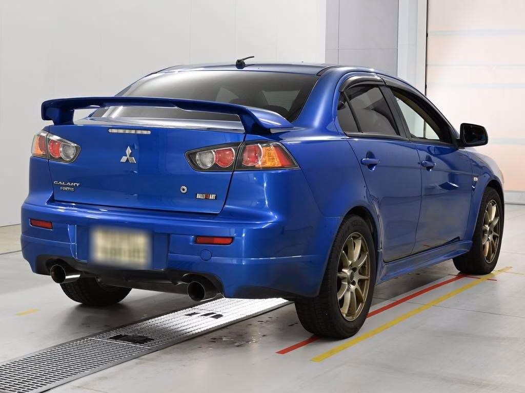 MITSUBISHI GALANT FORTIS