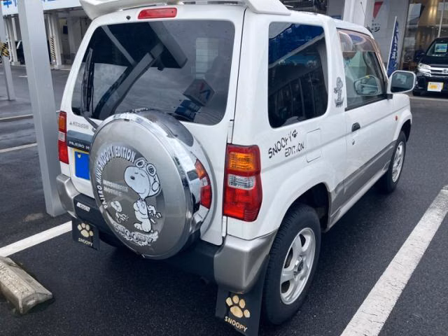 MITSUBISHI PAJERO MINI