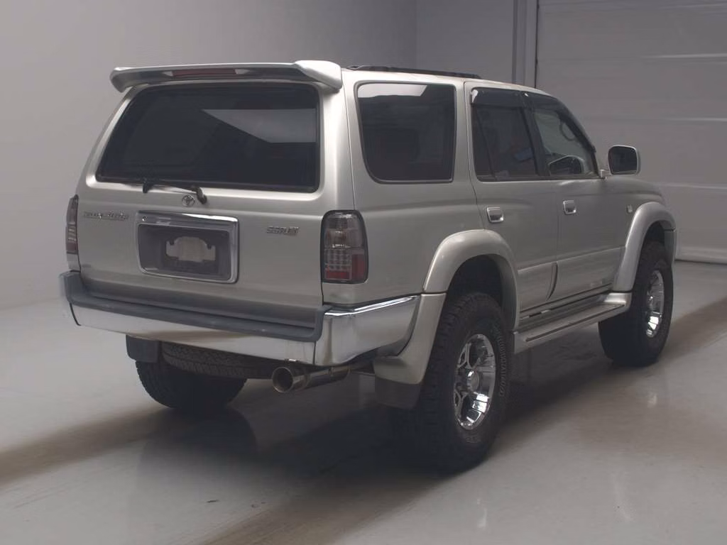 TOYOTA HILUX SURF