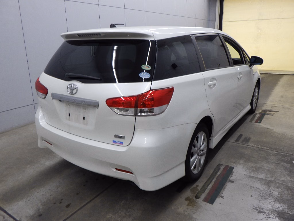 TOYOTA WISH
