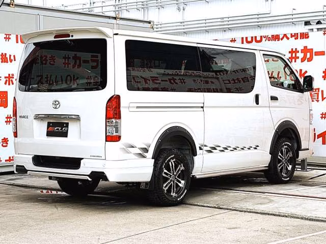 TOYOTA REGIUS ACE