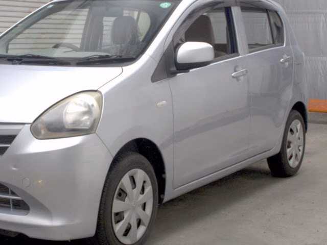 TOYOTA PIXIS EPOCH